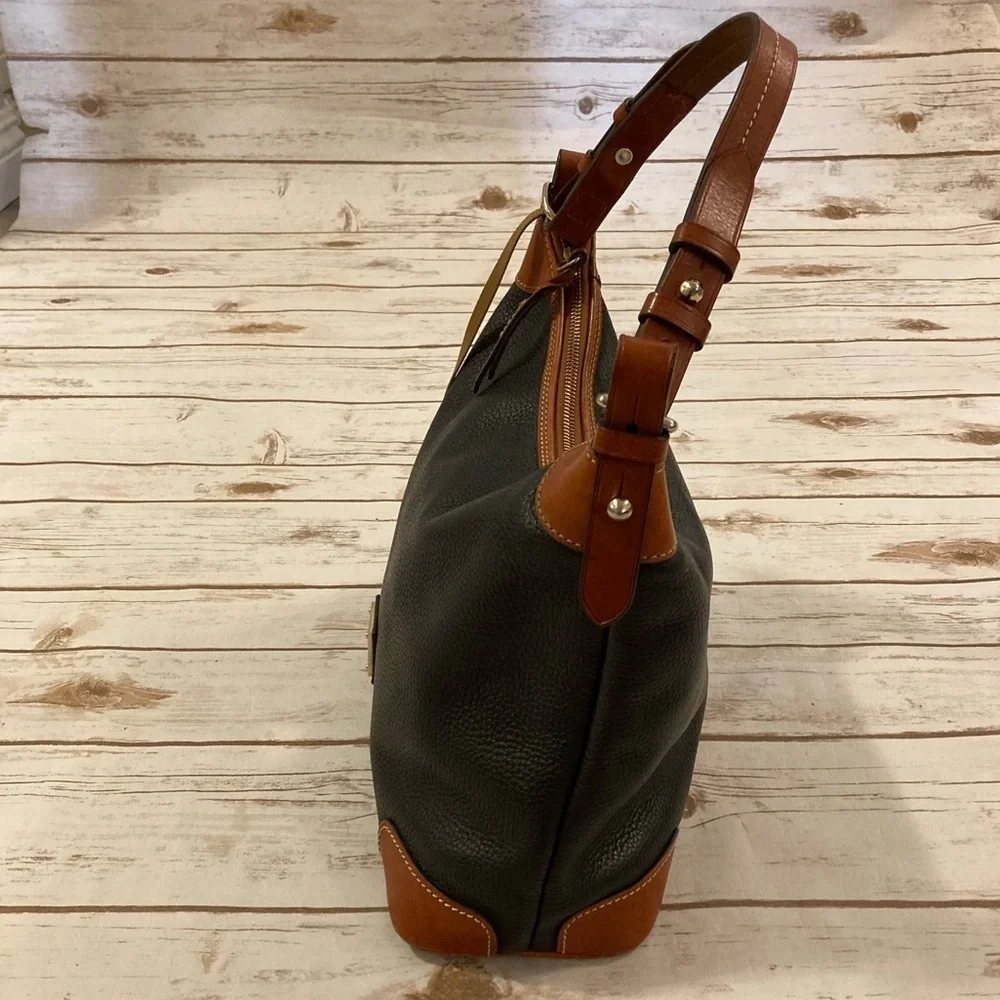 Dooney & Bourke Pebble Grain Hobo Black